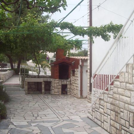 Apartments Lucija Trogir Bagian luar foto