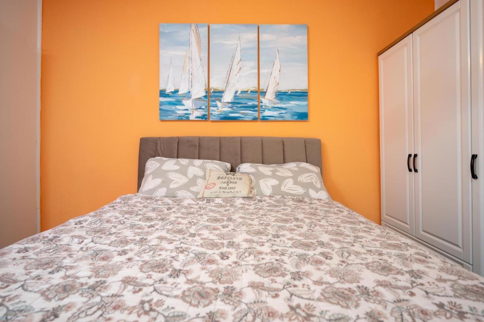 Apartments Lucija Trogir Bagian luar foto