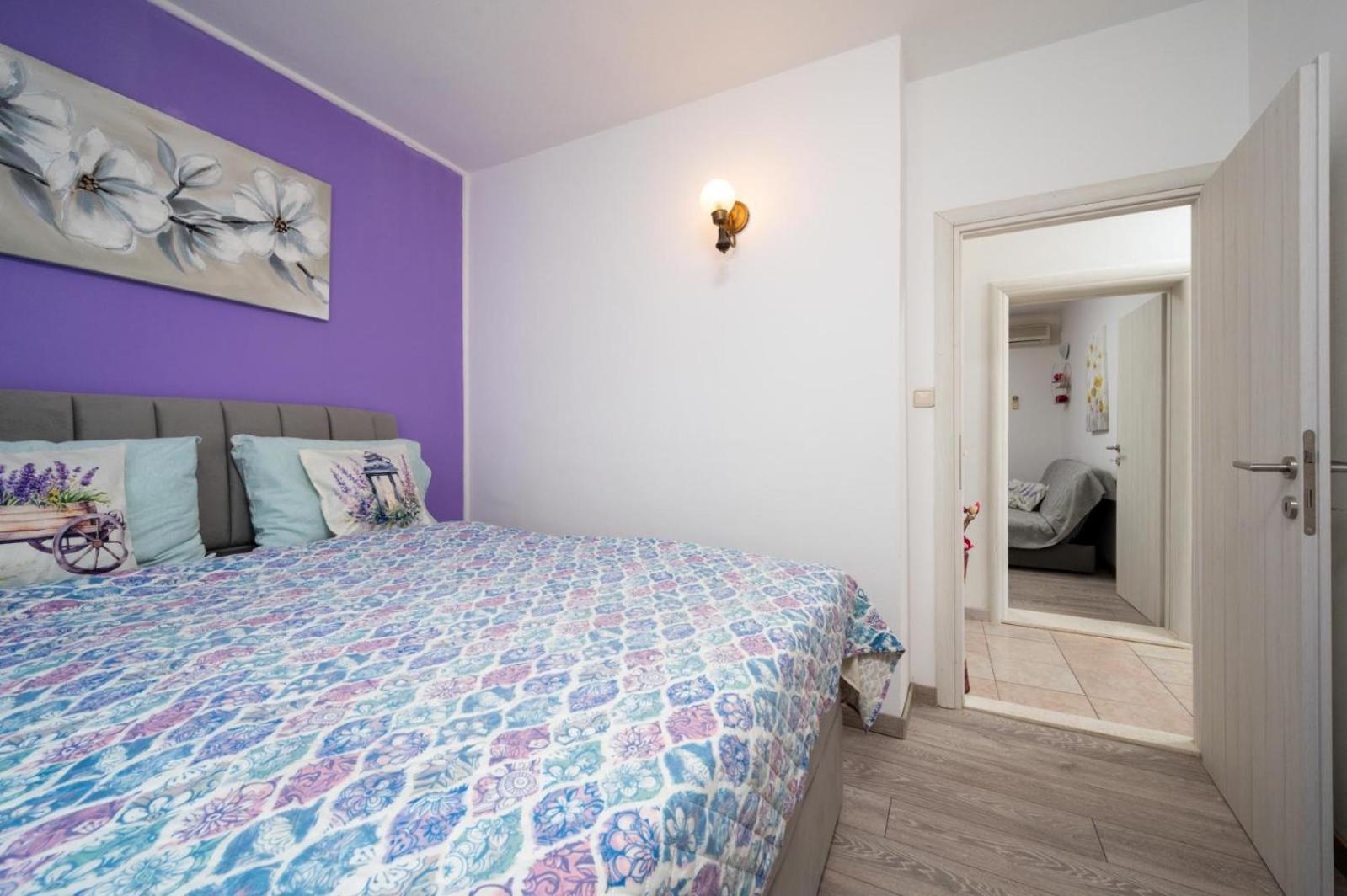 Apartments Lucija Trogir Bagian luar foto